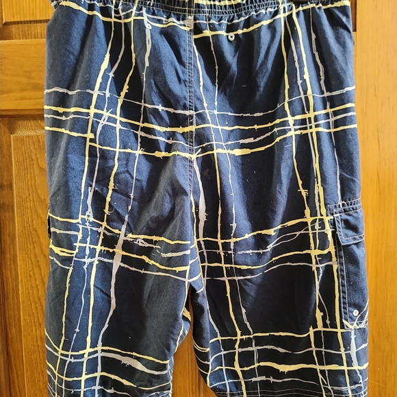 Quadrant men's small swim trunks - Picture 3 of 5